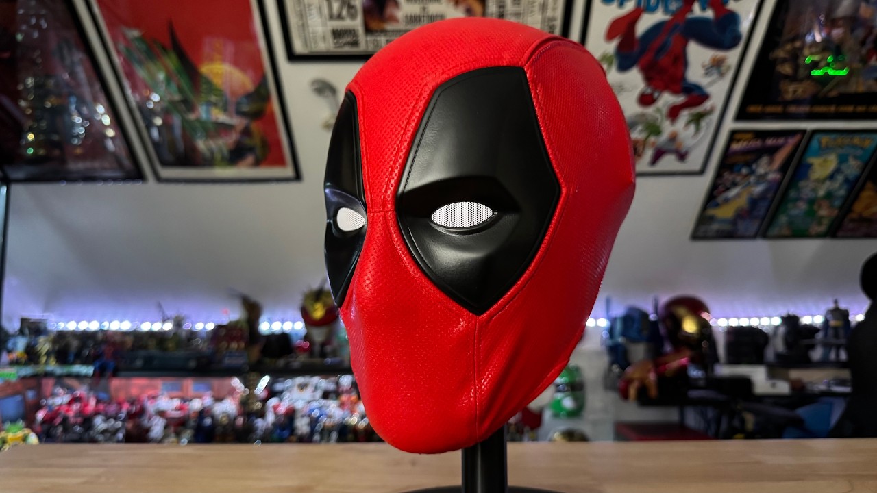 Обзор полноразмерной носимой копии маски Дэдпула — Marvel Comics — Starcine Collectibles