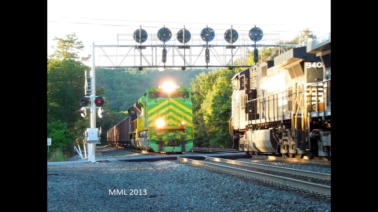 NS 24Z meets the Illinois Terminal Heritage Unit at 227!