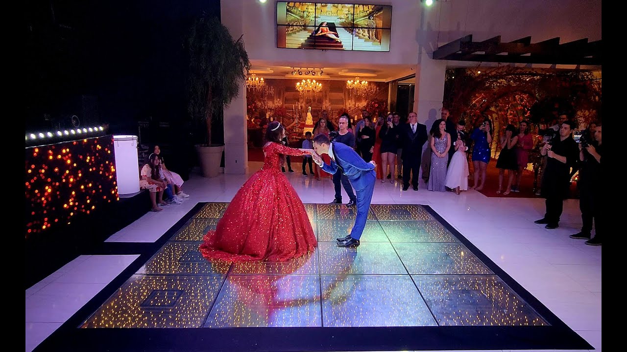 Valsa 15 anos com príncipe - Tema A Bela e a Fera #XV #XVanos #15anos