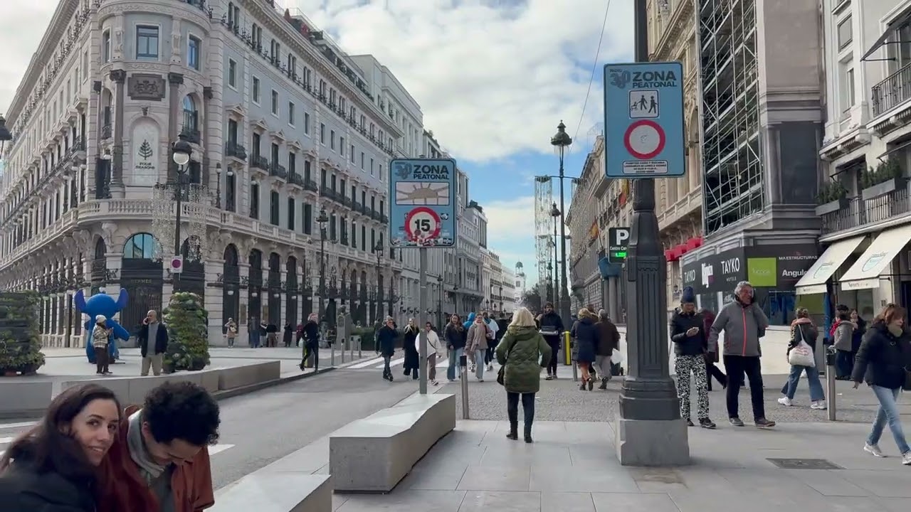 Andando por Madrid Centro: Sevilla- Puerta del Sol - Plaza Mayor. Walking tour 4K
