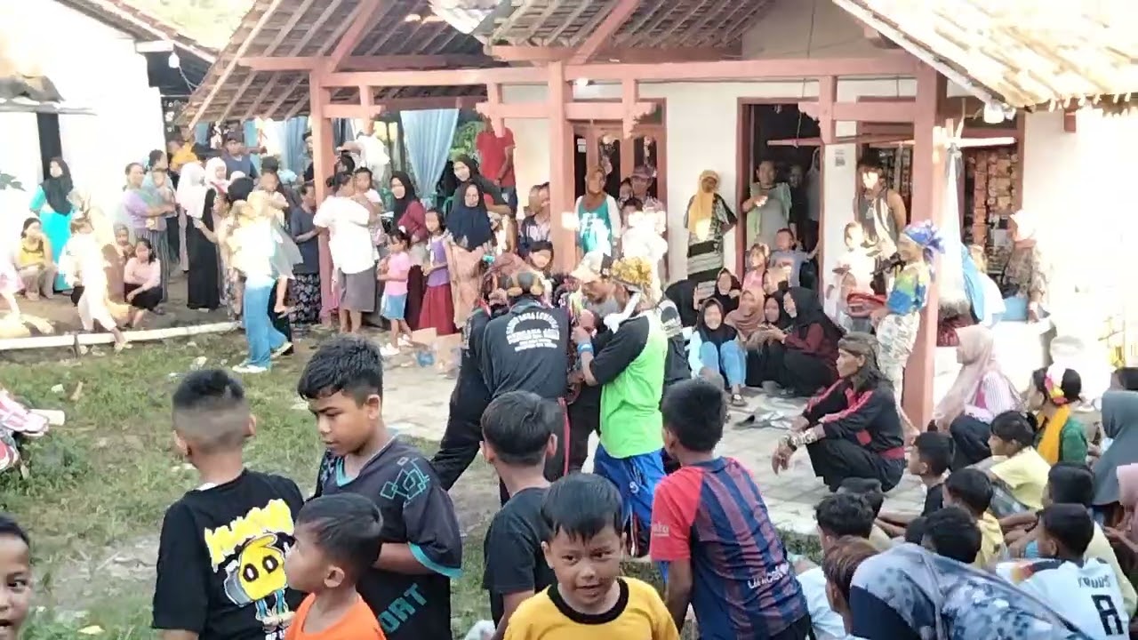 Tunggak pelem//kudalumping