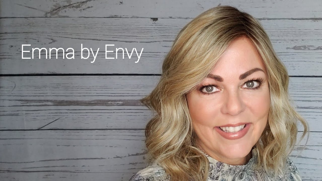 Emma by Envy in Sparkling champagne  wig review