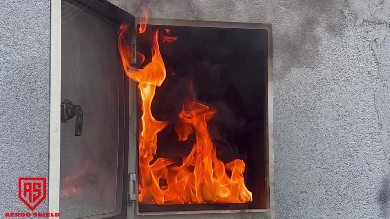 AEROO SHIELD 01 - Smoke/aerosol generator for extinguishing fires.