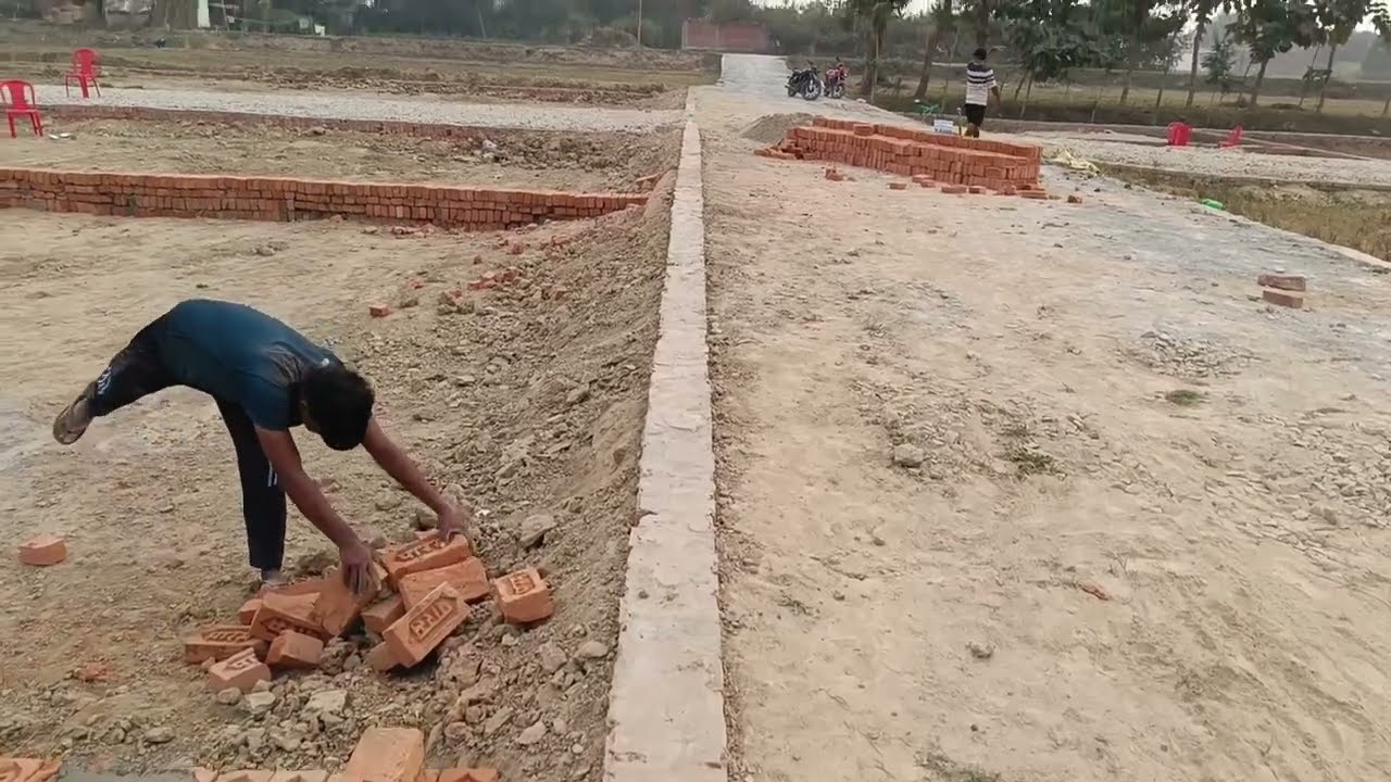 Varanasi me palot वाराणसी में प्लाट 8840735069,,9839879676