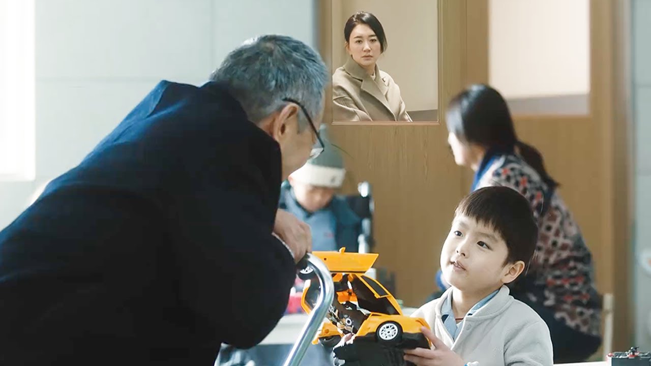 灰姑娘的兒子被帥醫生的爸爸意外認出，灰姑娘看到爺孫兩人相處愉快内心複雜極了【今生有你12 3 Because of Love】