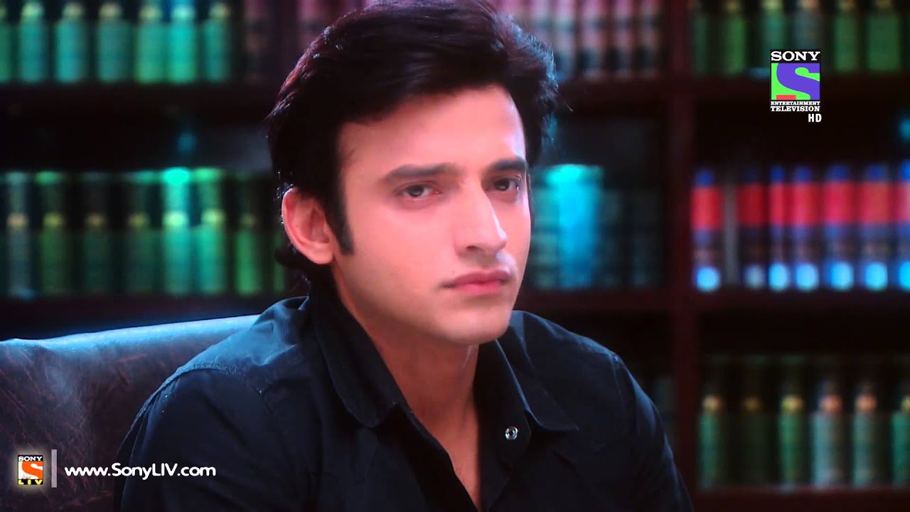 Adaalat - Darr @ the mall - Episode 296 - 15th February 2014