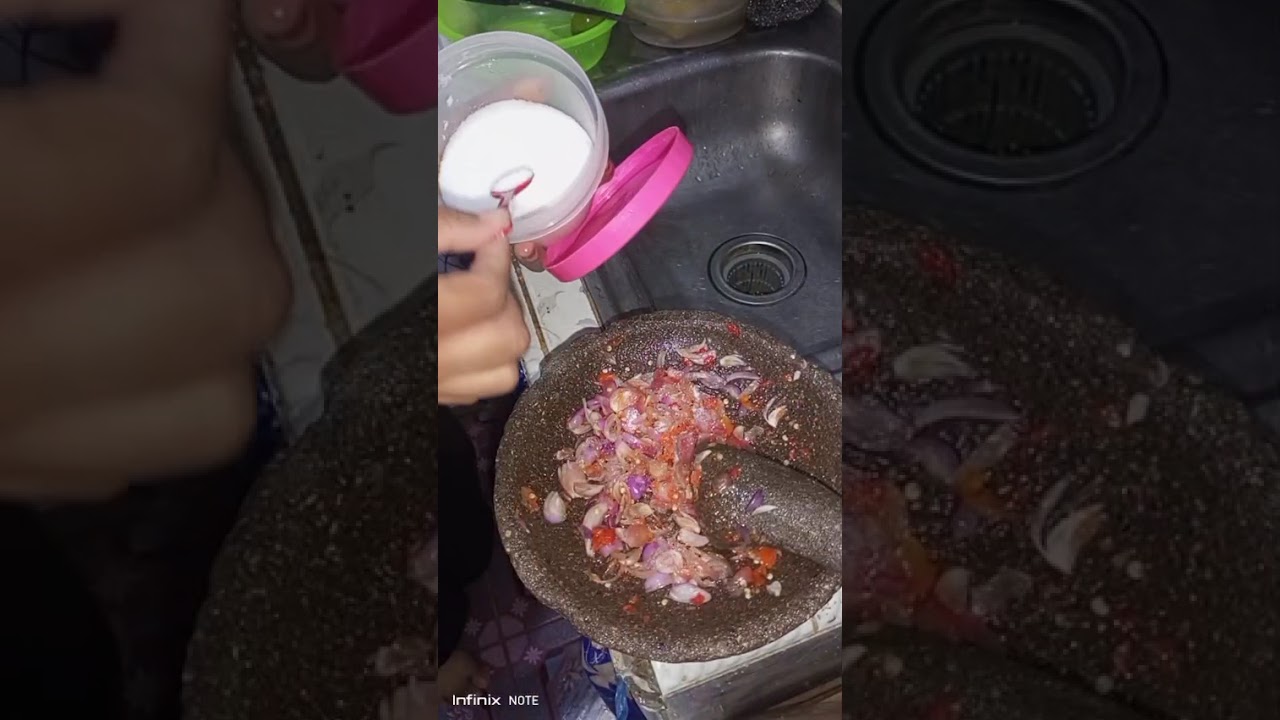 Walaupun tinggal'y di rantauan jauh dari kampung,,alhamdulillah masih bisa masak menu kampung😘😘