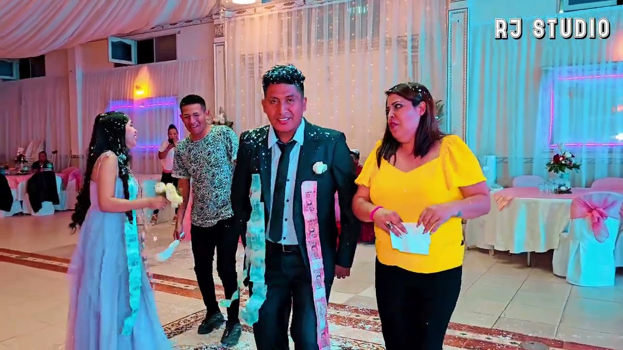 Es Mi Gordita - Agrupación La Roma - Cueca
