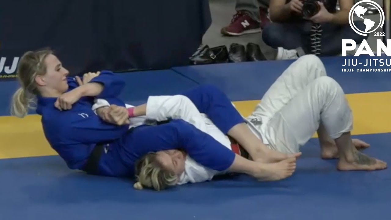 Ffion Davies v Margot Ciccarelli / Pan Championship 2022