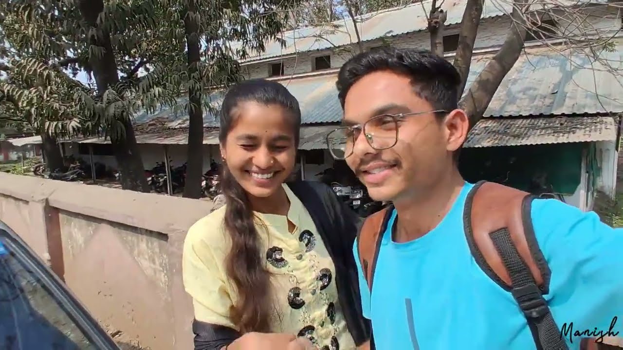 1 Month Baad Ghar Wapsi 🏠 | Hyderabad to Itarsi Train Journey | Emotional Reunion with Dad.