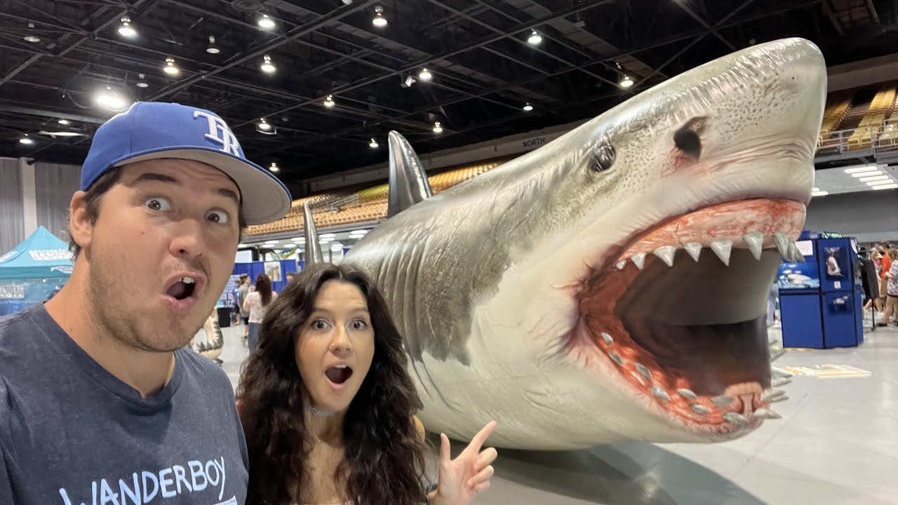 SHARKCON TAMPA 2022 & JAWS 2 CAST at the EPIC SHARK CONVENTION + Rays Game With FRIENDS!