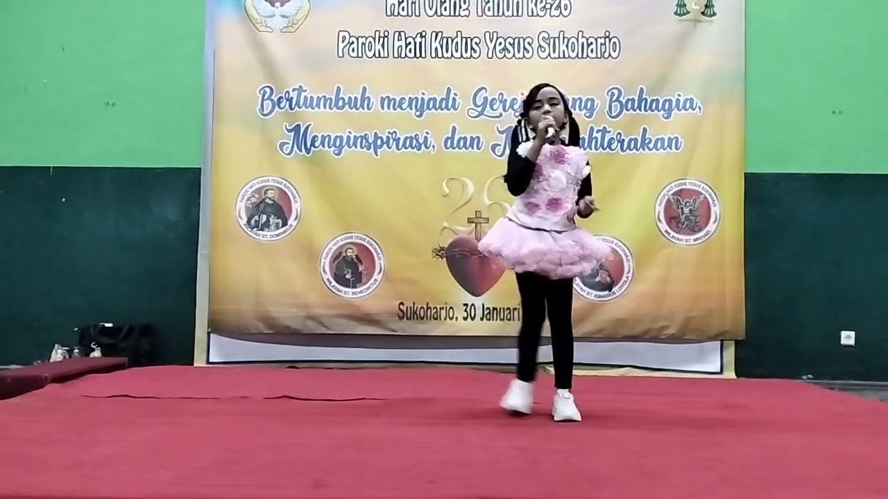 Sedia Aku Sebelum Hujan Oleh Zeline 