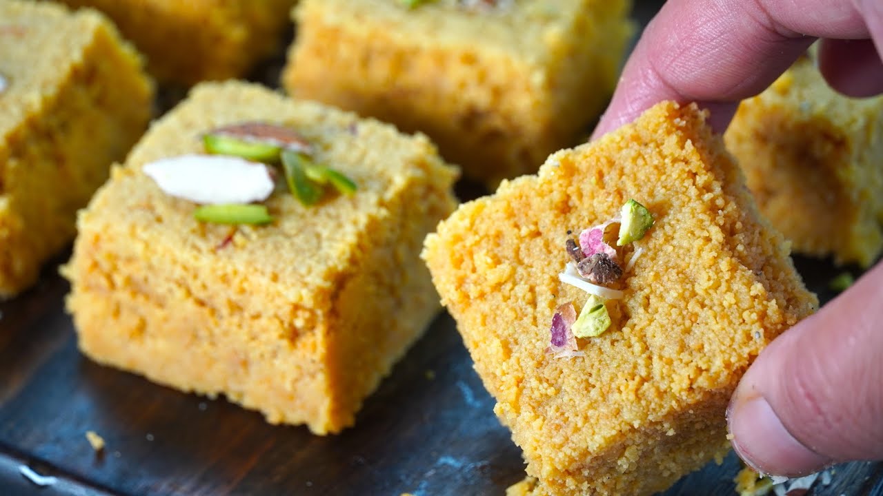 ডিমের হালুয়া বরফি - Dimer Halua - Egg Halwa - Anday ka Halwa - Easy Dessert Recipe