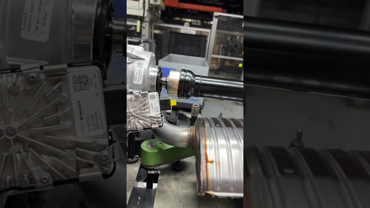 How is the drive shaft of the Audi 4WD installed?