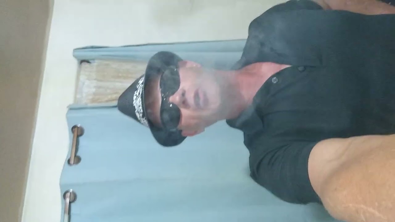 Dabber Dan's dab bag reveal. you'll never smoke without one again. reclaim you're oils !!