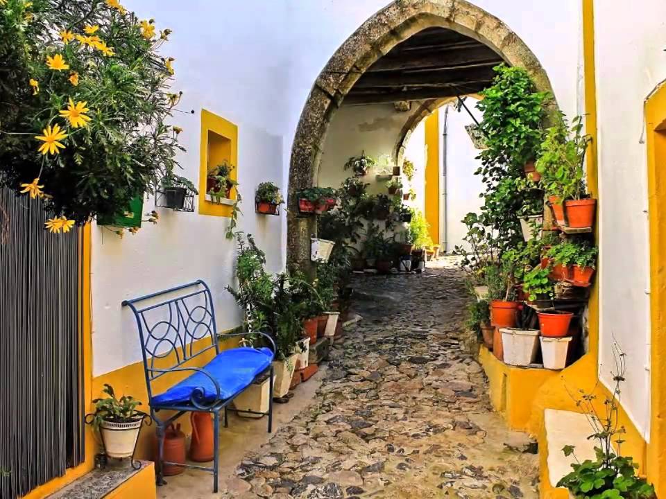 É uma casa portuguesa, com certeza!