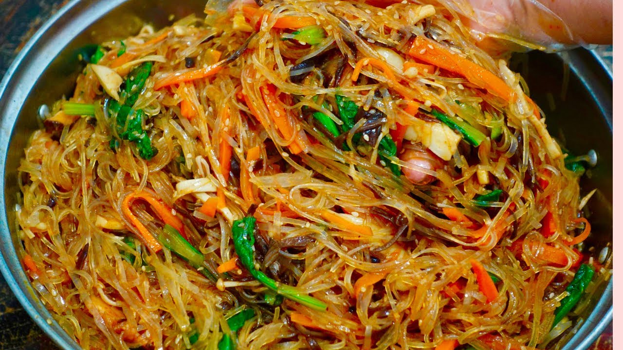 Cách làm “Miến Trộn Chay Kiểu Hàn” kèm Sốt trộn siêu ngon