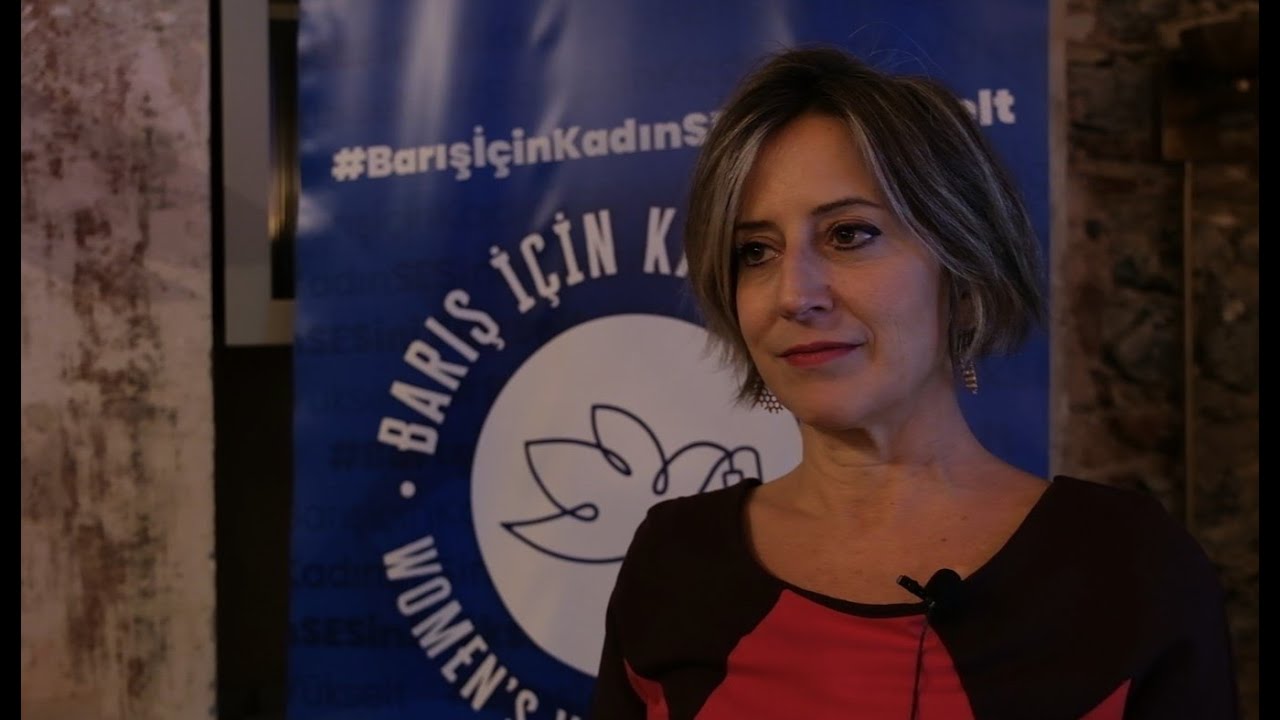 Gazeteci Mehveş Evin ile Barış İ&ccedil;in Kadın SES'i projesi ve video-belgeseli 