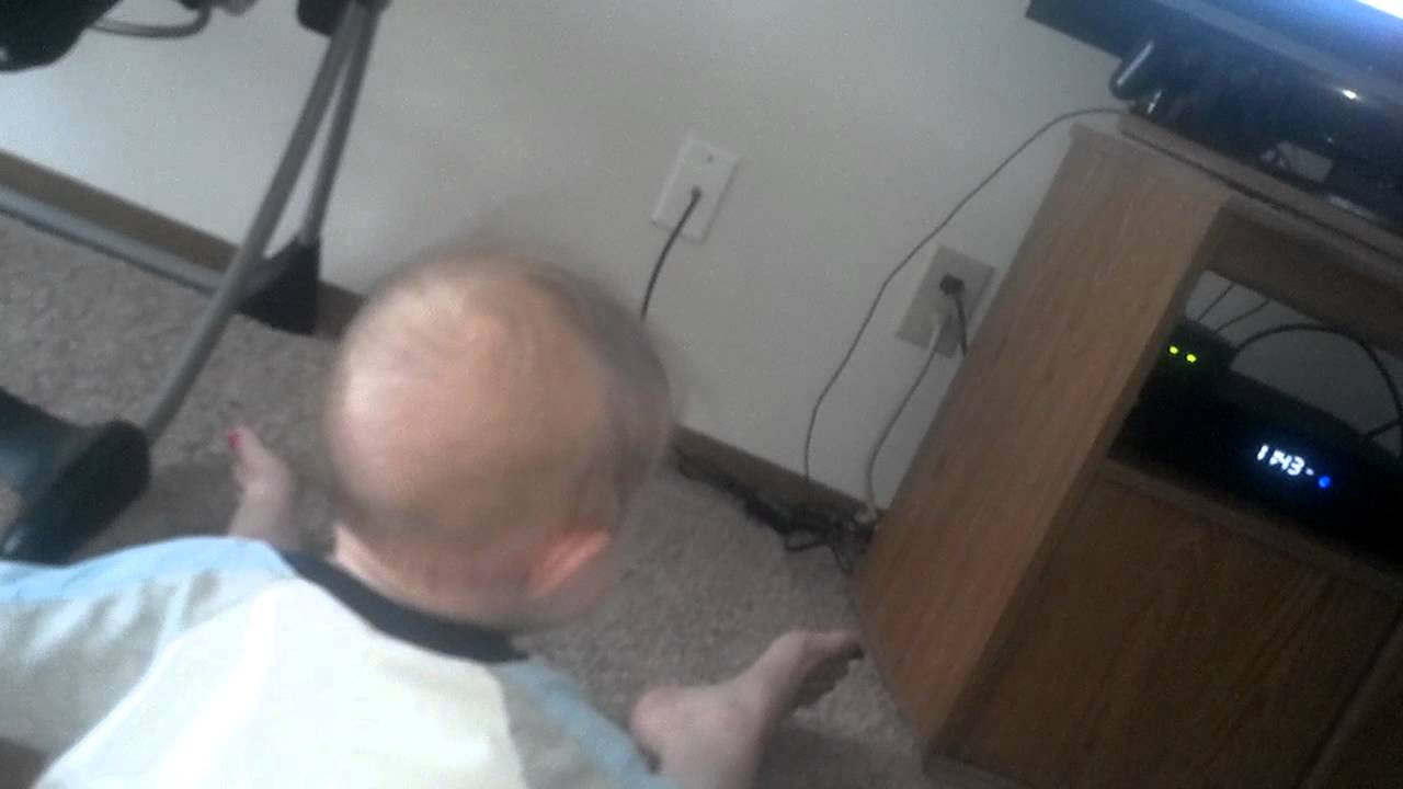 Scared of yo gabba gabba 2