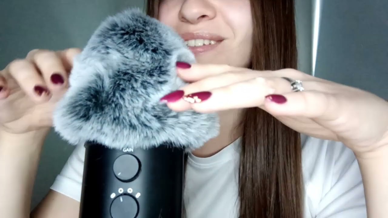 Čupavi mikrofon, ponavljanje riječi, lagano šaputanje 😍