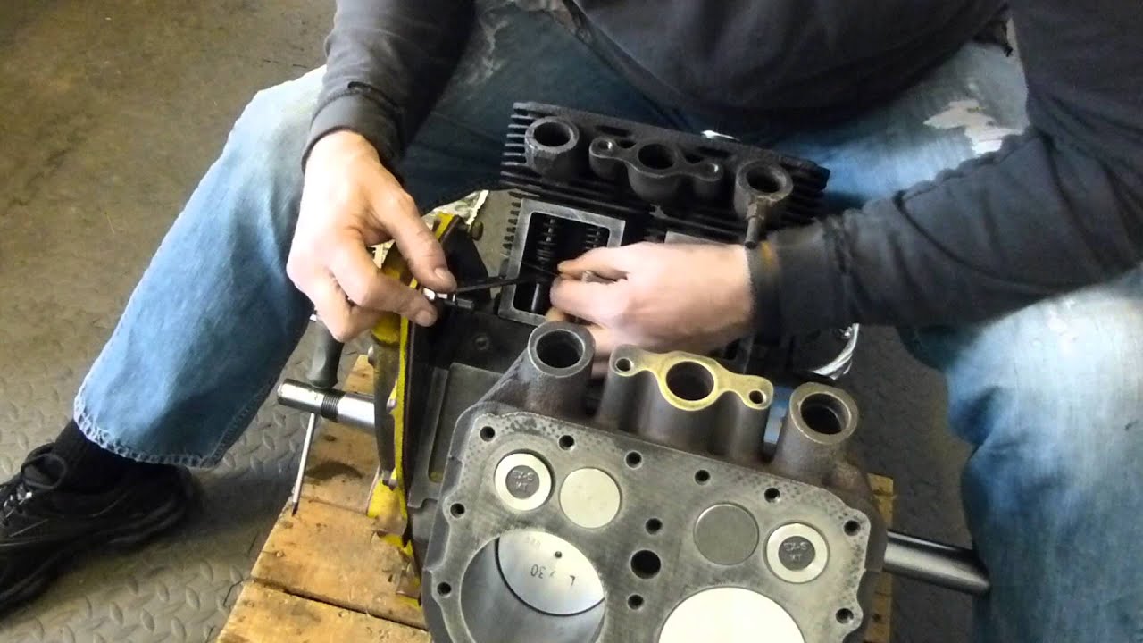 Wisconsin Engine VH4D Valve Adjustment