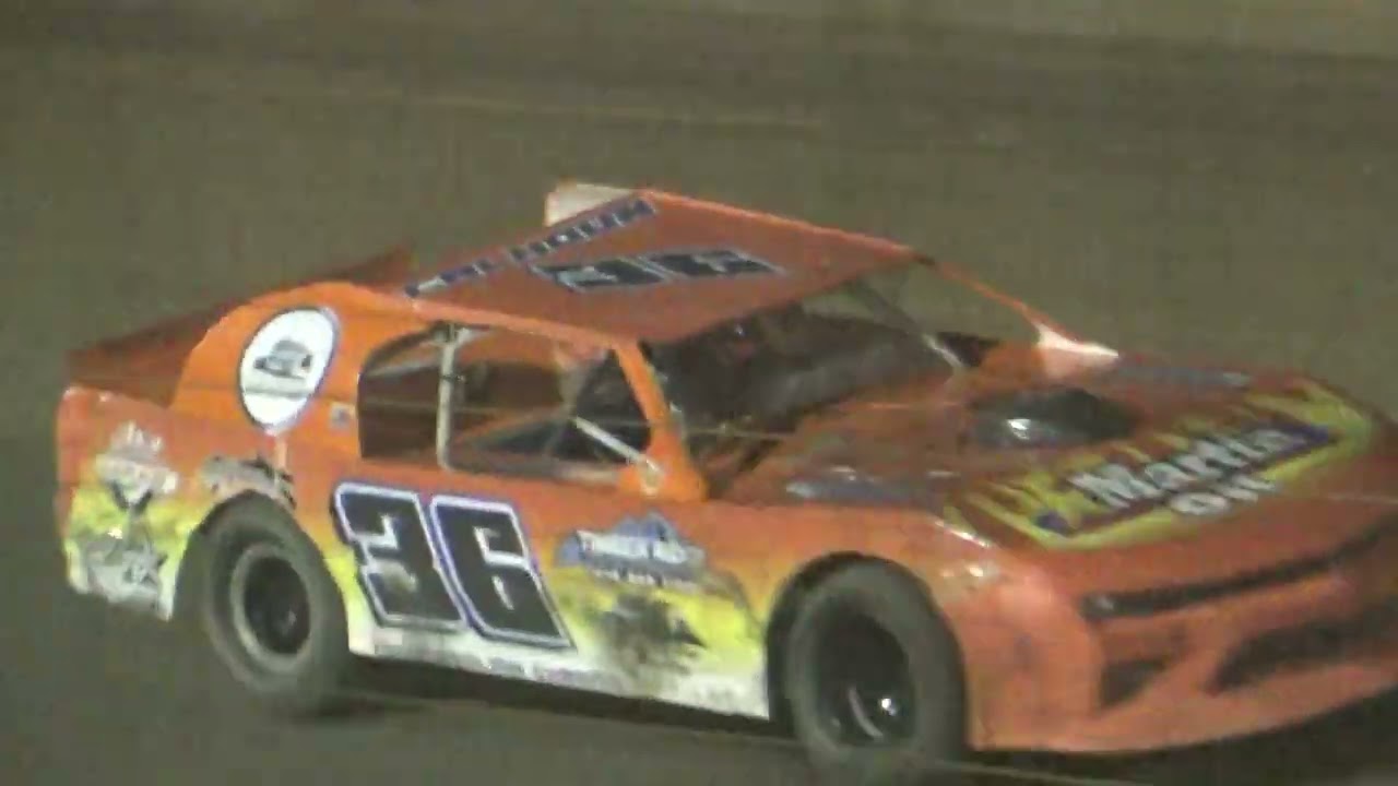 Semi-Lates feature Bedford Speedway 9/22/2023 video 2 of 3 (Travis Calhoun)