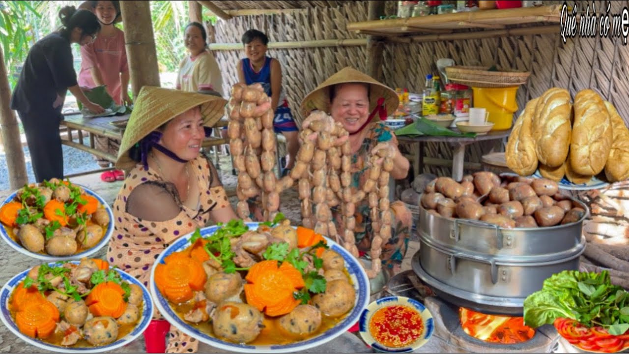 Chuỗi Ruột Nhồi Thịt Nấm Mèo Sốt Cà, Bánh Mì | Món Ngon Ngày Cưới Miền Tây Xưa || Wedding day dishes