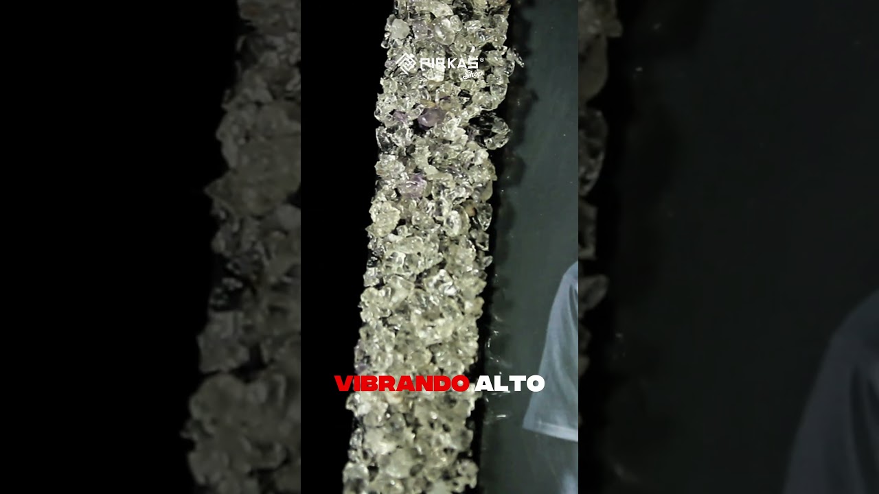 #CuarzoCristal #MemoriasConLuz #Decoraci&oacute;nEsot&eacute;rica #PirkasShop #AltarVibes #CristalesConIntenci&oacute;n