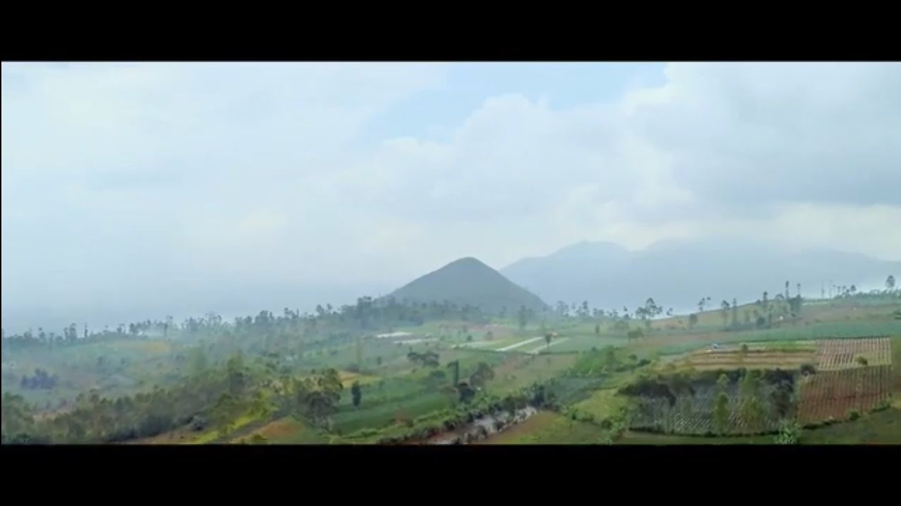 Film Horror Seram Menakutkan !!  Tersesat Di Puncak