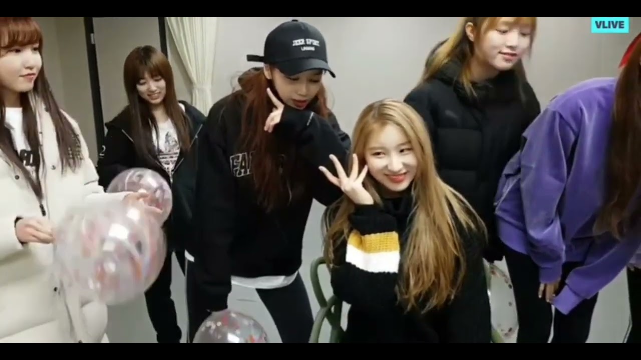 izone Vlive EngSub. Chaeyeon's Birthday Part 2
