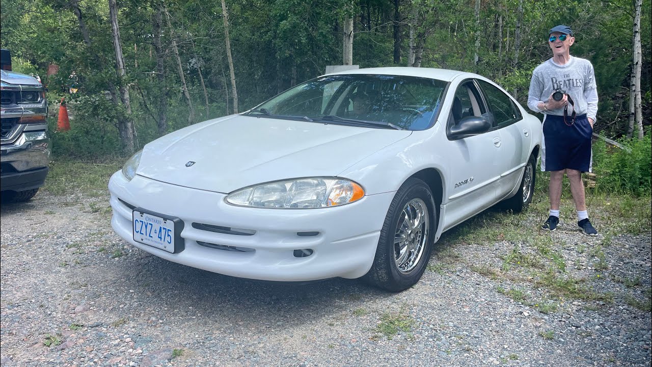2001 Chrysler Intrepid SE: Start Up, Exterior, Interior & Full Review