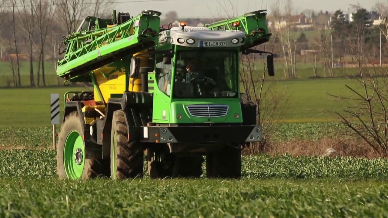 Dammann - Trac DT 2500H mit 32m Arbeitsbreite und 6000 Litertank.