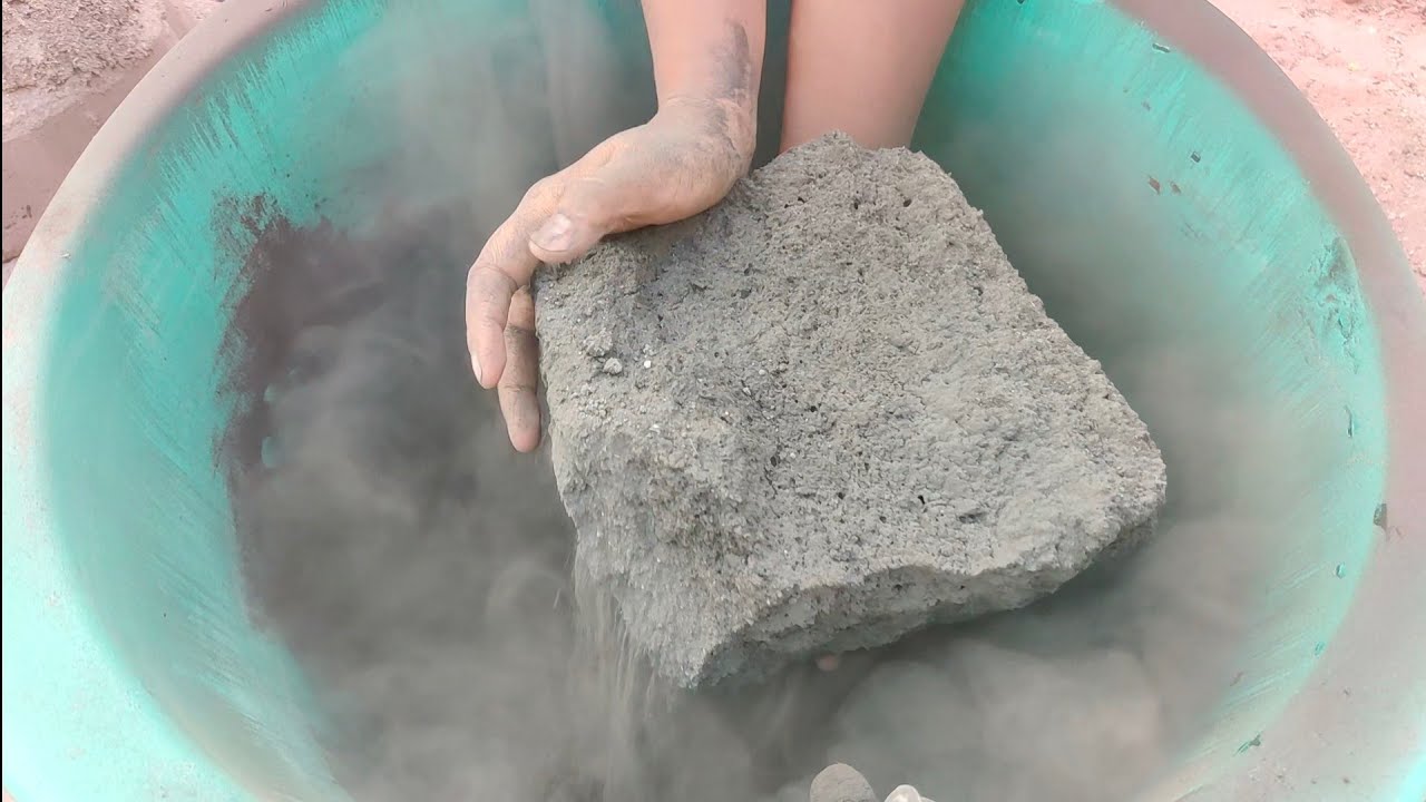 Asmr | Pure charcoal+ black cement huge chunks dry water 💦 crumbling satisfying asmr by saasmr
