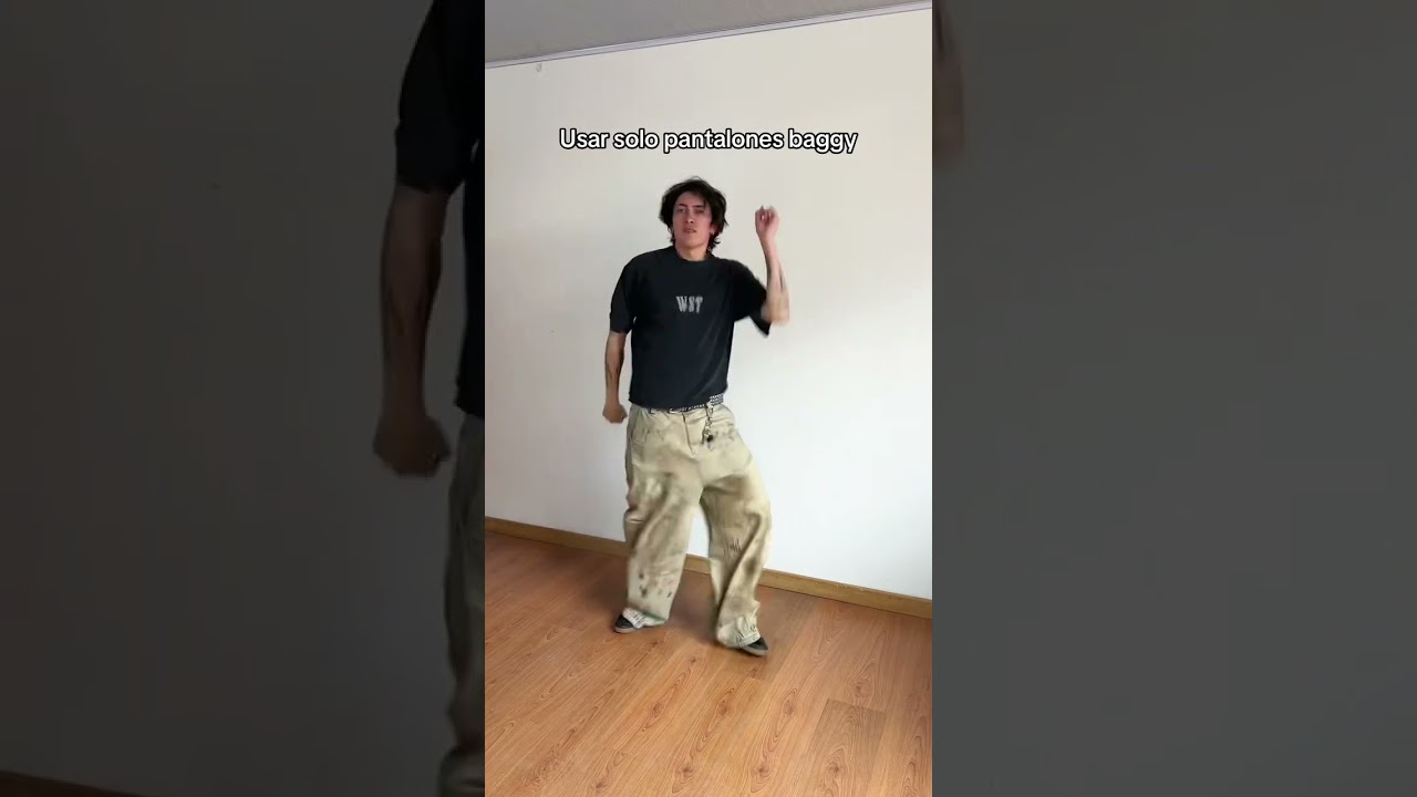 Dejar de usar pantalones baggy es imposible  #humor #dismorfiacorporal #baggyjeans #baggy #ropa