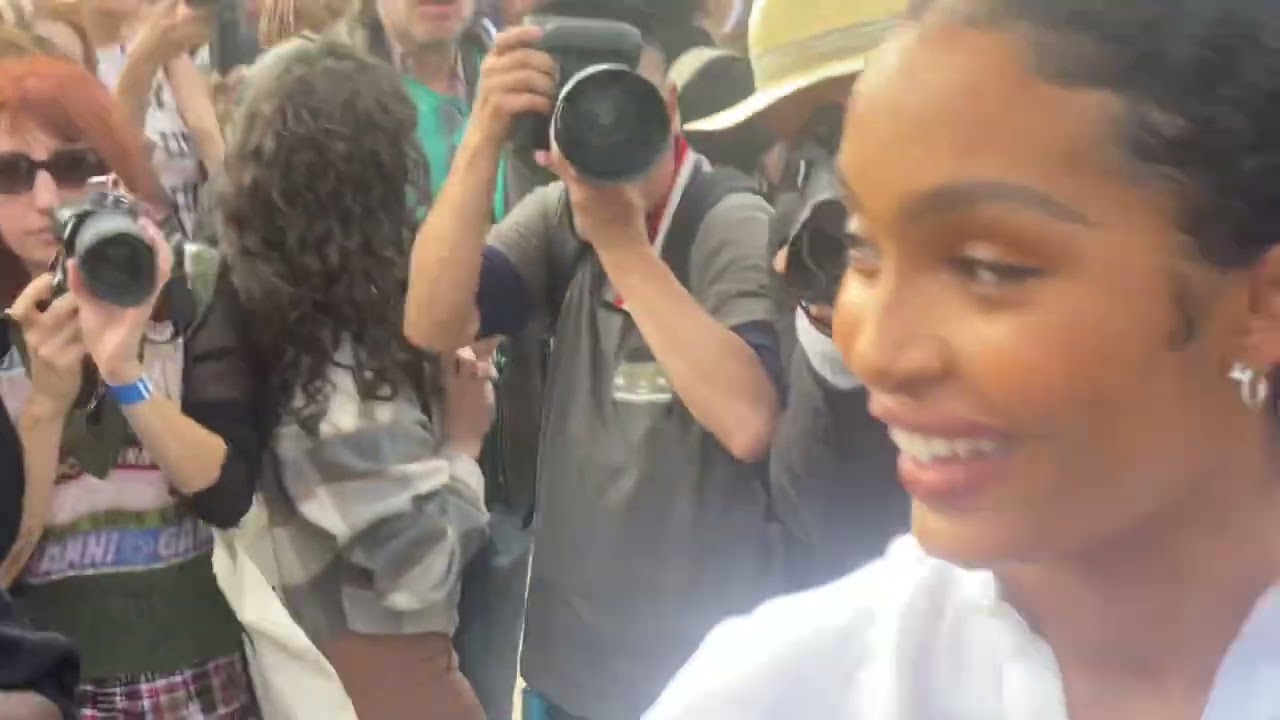 YARA SHAHIDI AT FASHION SHOW DIOR SUMMER 26/ septembre/2023