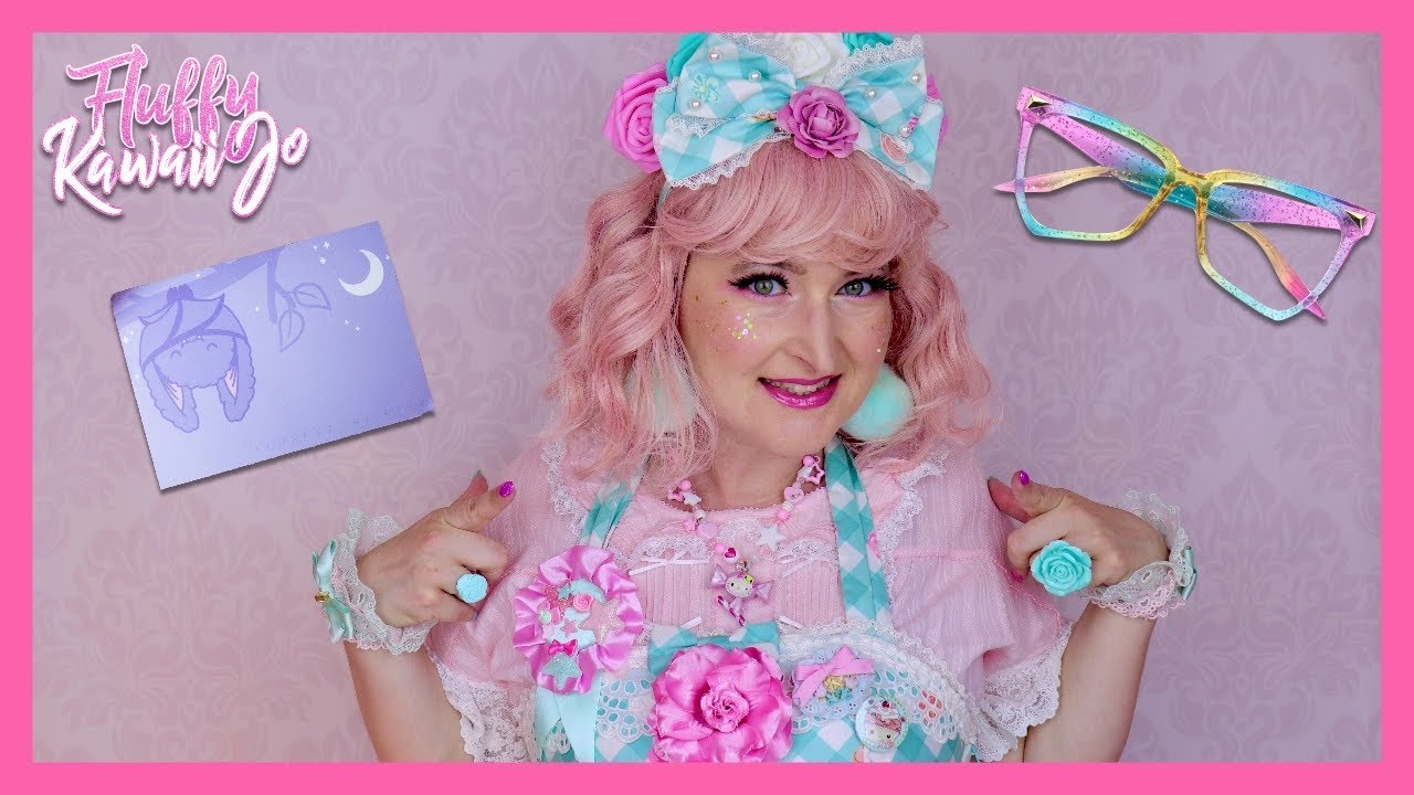 September Haul - Rainbow Glitter Glasses, Moving Video Print and Fluffy Tori!