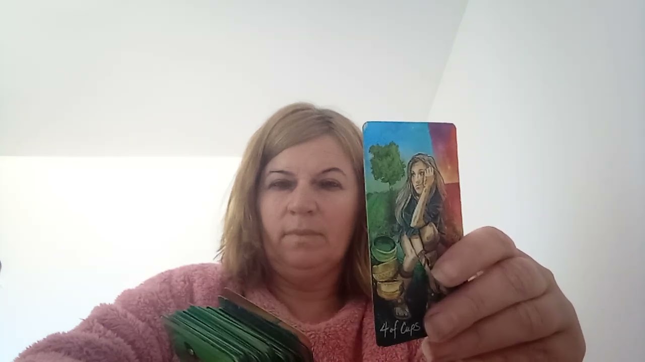 A postat poza ta intamplator! Acum, toata lumea te cauta!!...
