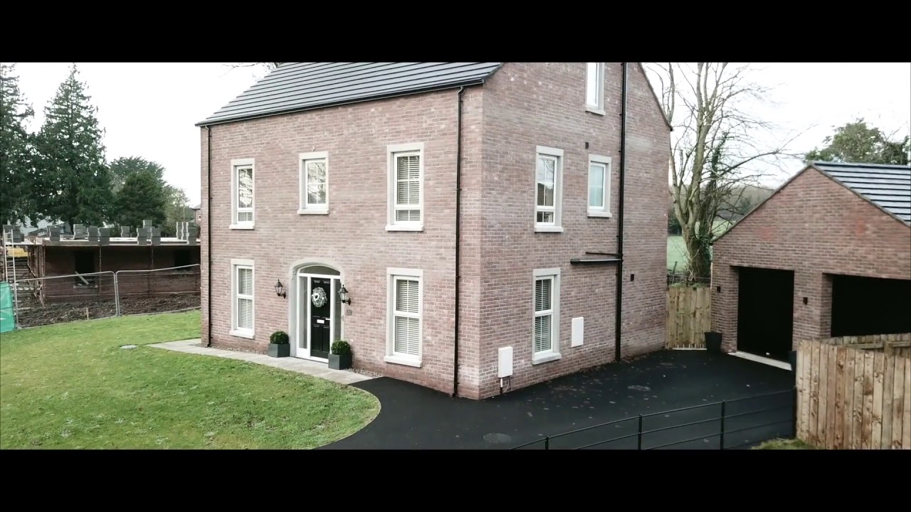 Ross Grove, Muckamore