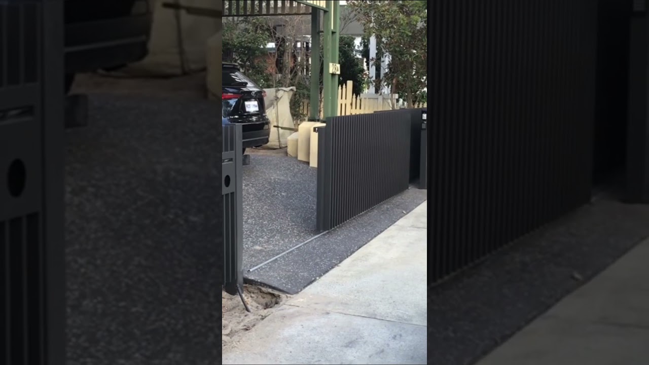 Smooth & Seamless: Telescopic Sliding Gate & Fence Installation in South Perth ⚜