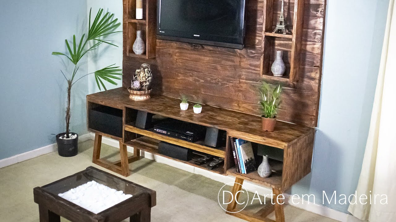 Painel para televis&atilde;o e Rack de madeira R&uacute;stico com espa&ccedil;o para home theater