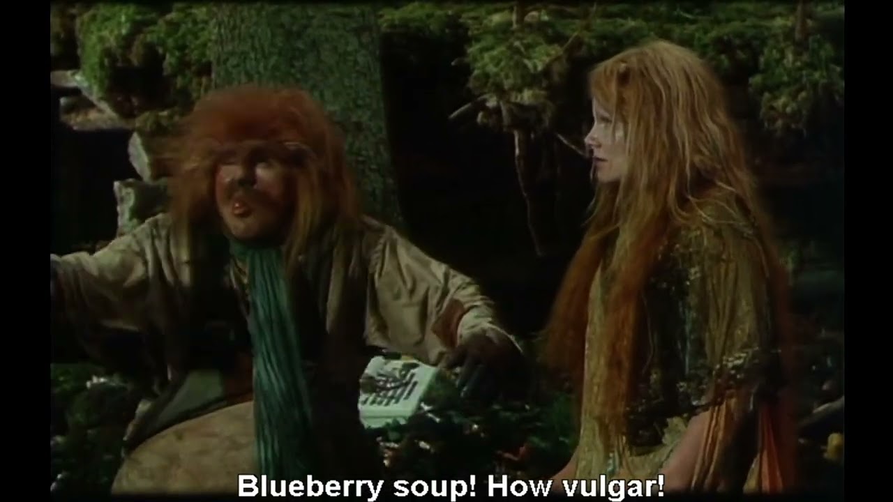 Rölli: Hirmuisia kertomuksia - Rölli juo taikajuomaa | Rolli drinks magic potion [English Subtitles]