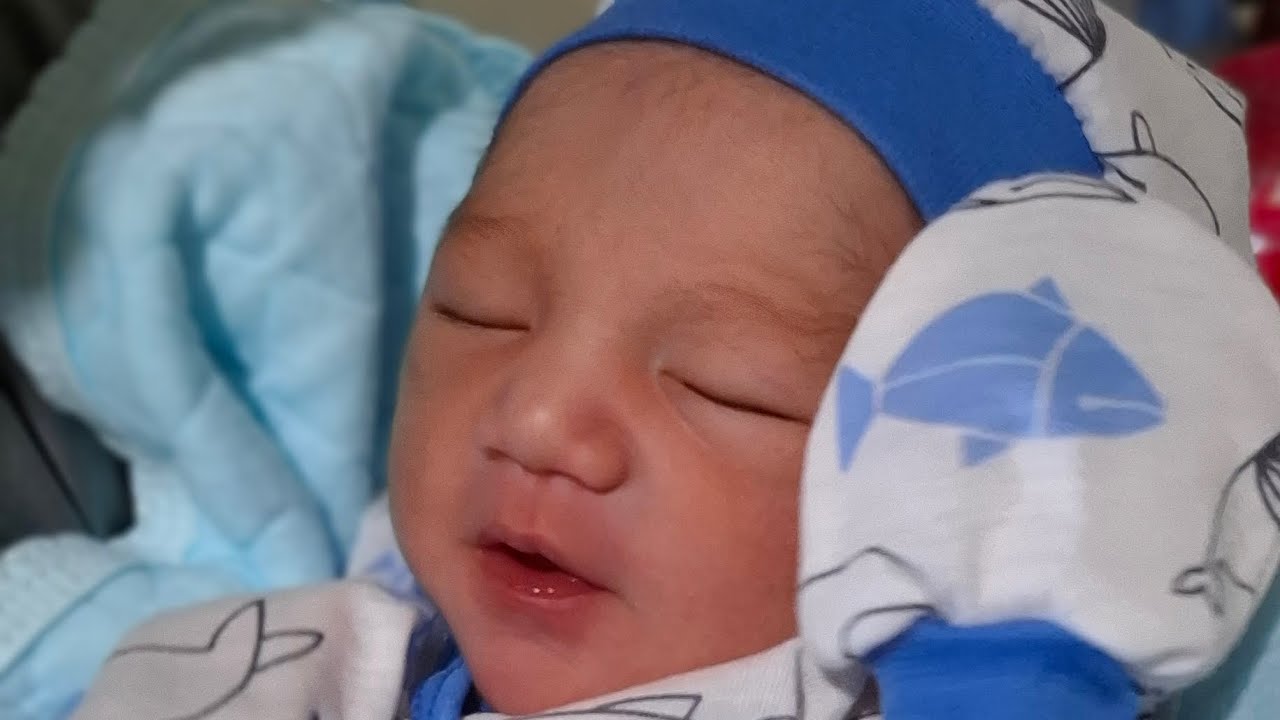 The Arrival of our Kyng, Kryuiero 
