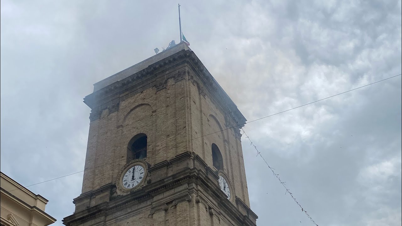 Sparo dei mortaretti. Apertura delle feste di settembre a Lanciano.