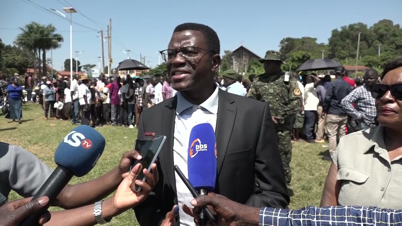 KATIKIRO MAYIGA AMAZE OKULONDA PRESIDENT NE MP WE ASABYE ABANTU OKUKUMA EMIREMBE