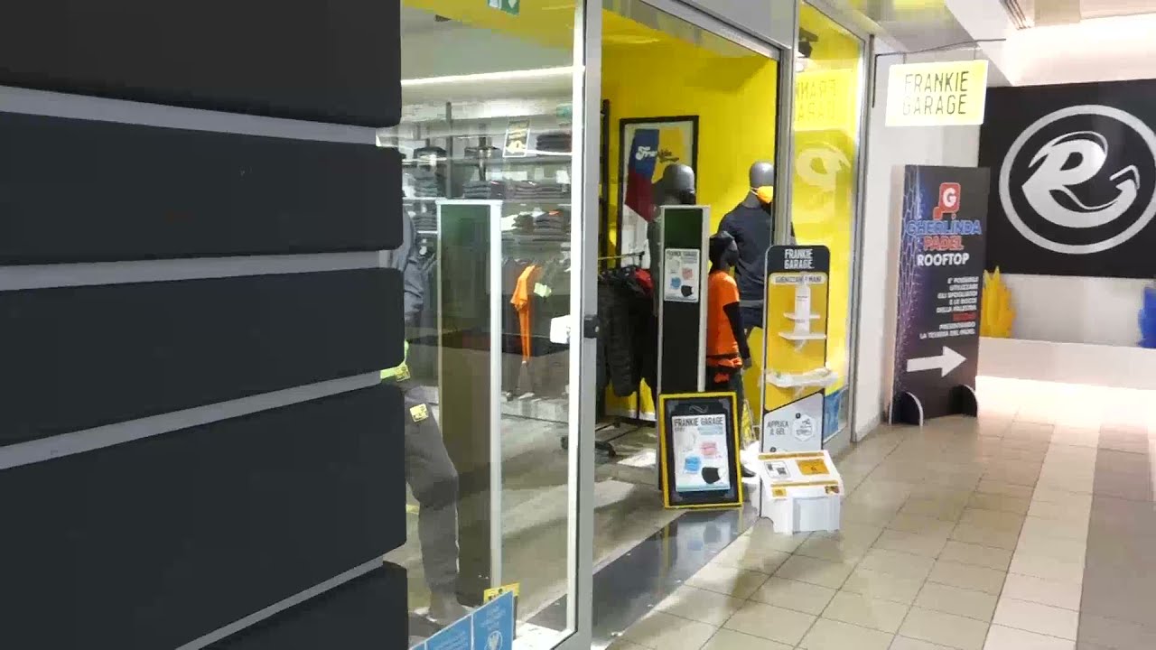 Centro di intrattenimento e commerciale Gherlinda a Perugia