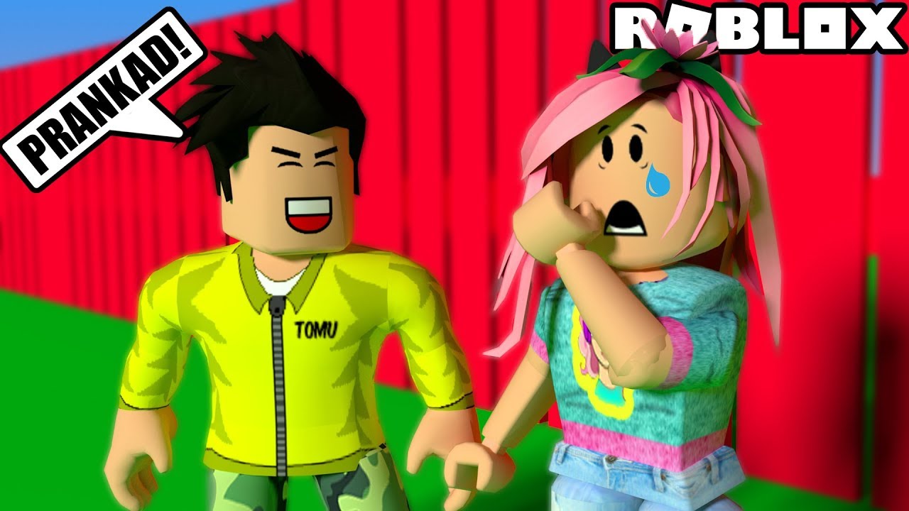 PRANKAR MIN FLICKVÄN I ROBLOX BLOXBURG