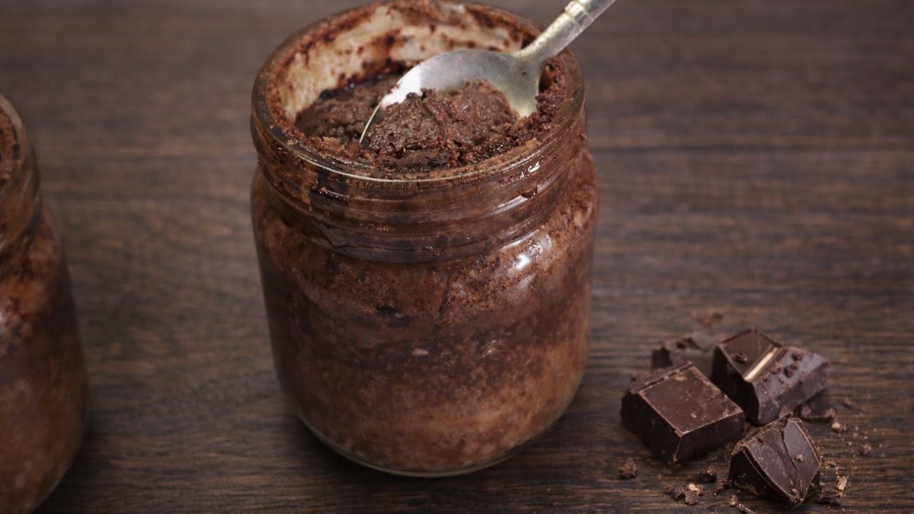 No Oven Chocolate Cake in a Jar | Easy & Moist Dessert