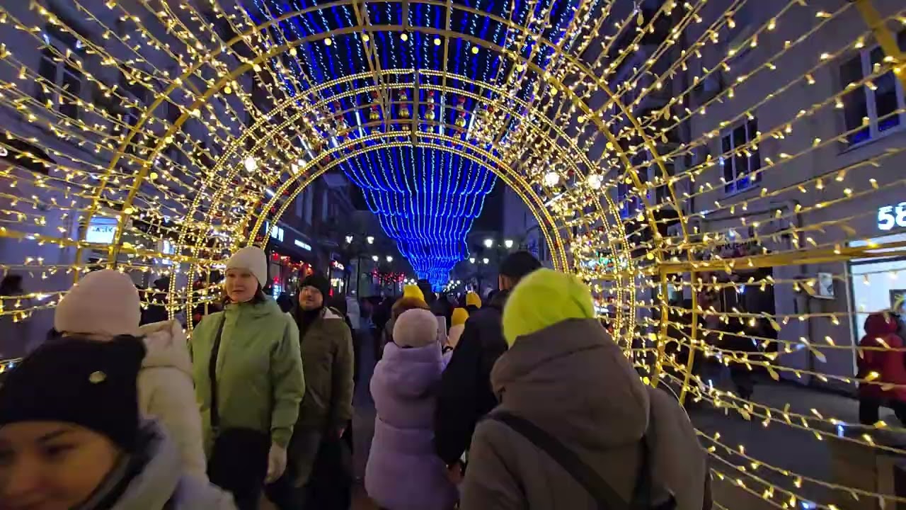Рождество в Ростове-на-Дону 7 января 2026г. 18.00 вечера. пьяный поющий дед Мороз. Собор. 