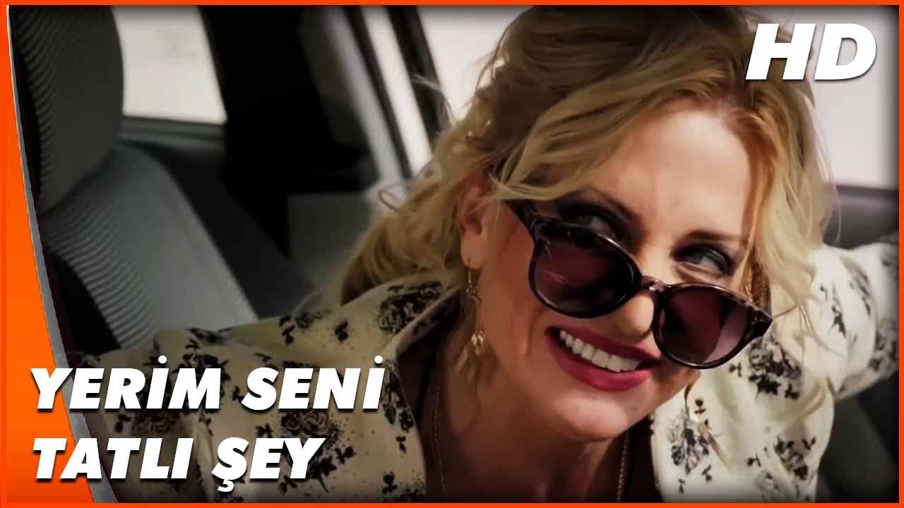 SÜPERTÜRK | Alev, Ekber'e Yürüyor | Türk Komedi Filmi