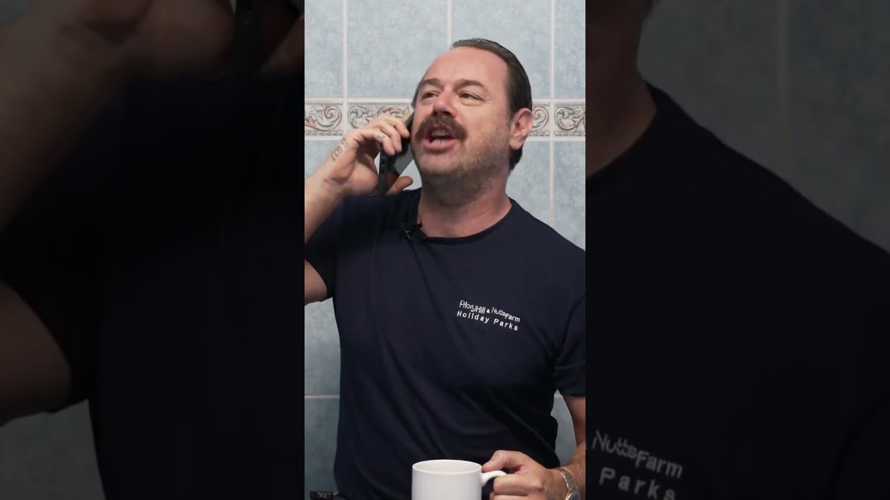 Когда Дэнни Дайер согласится воссоздать для вас эту культовую сцену, тур станет настоящим безумием!